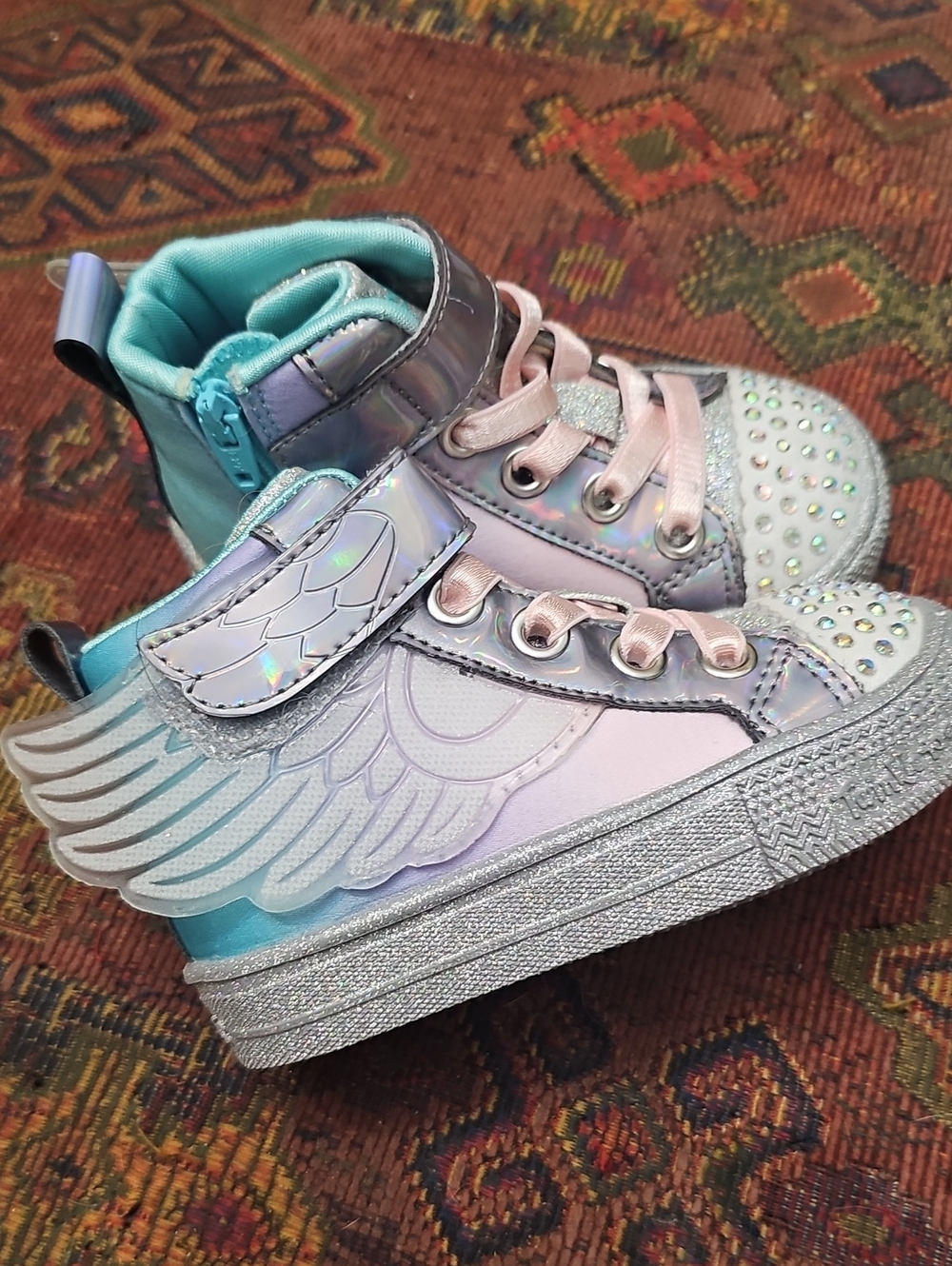 Skechers Girls' Twinkle Toe Twi-lite Dreamy Wings Light-Up High Top Sneakers